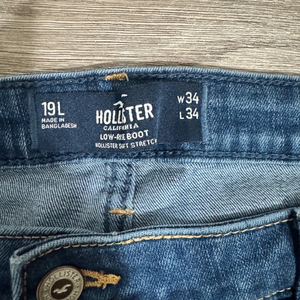 Hollister Low Rise Boot Cut Jeans Women’s Size 19L - Picture 3 of 6